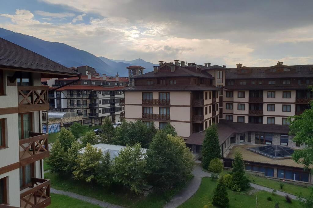 Large Gondola Apartment - Center, Neon Bansko Eksteriør billede
